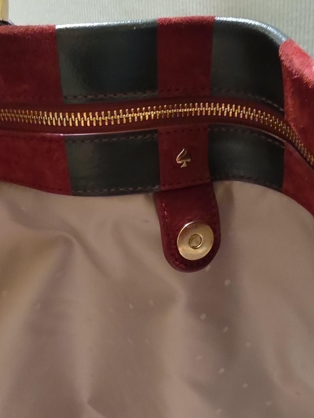 Retired Kate spade 100% cow suede xl tote bag - Picture 9 of 11